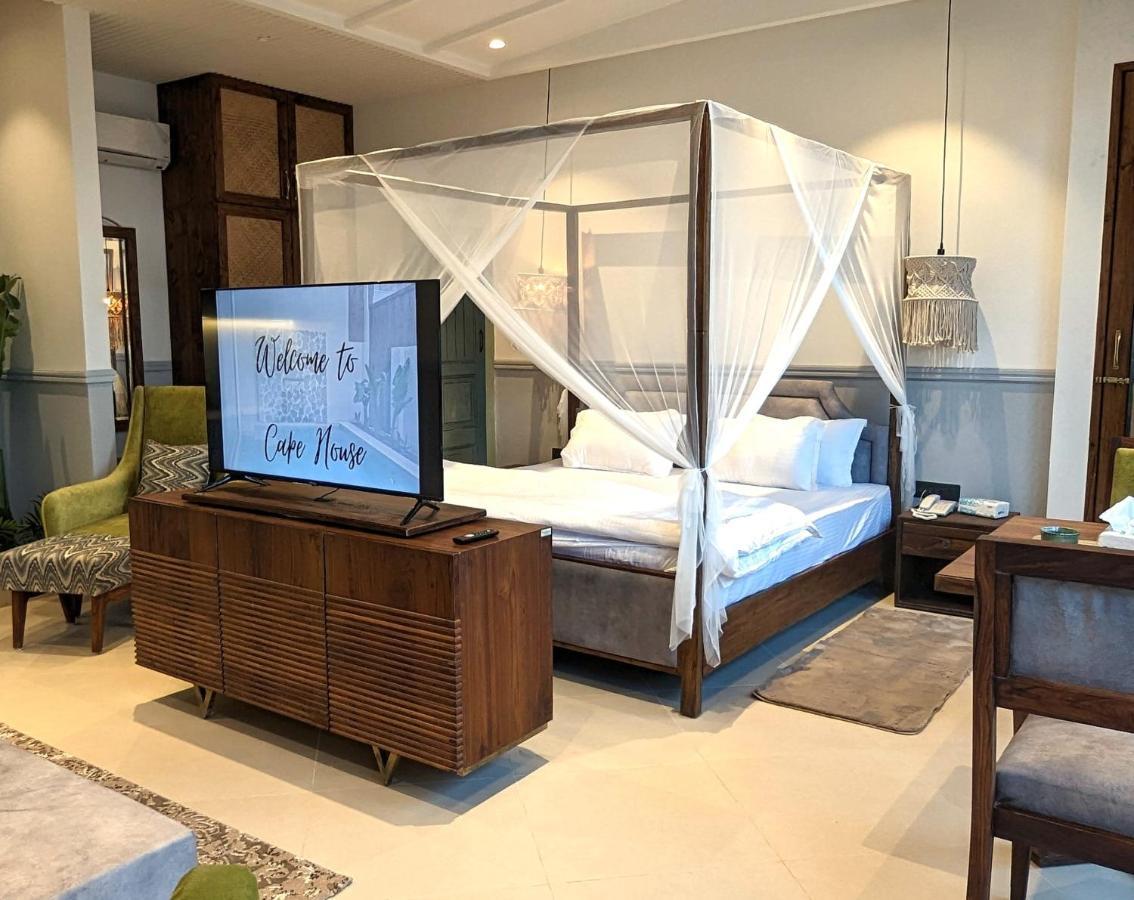 Cape House Hotel Amritsar Bagian luar foto