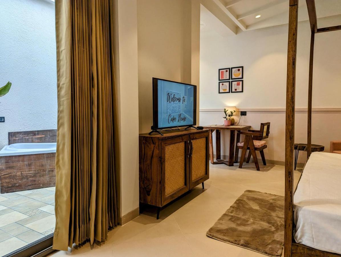 Cape House Hotel Amritsar Bagian luar foto