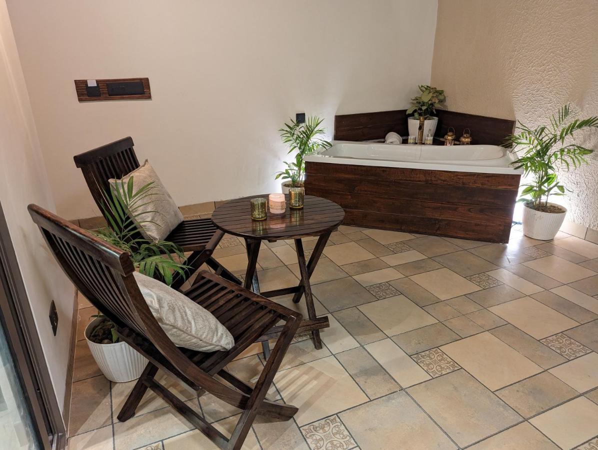Cape House Hotel Amritsar Bagian luar foto