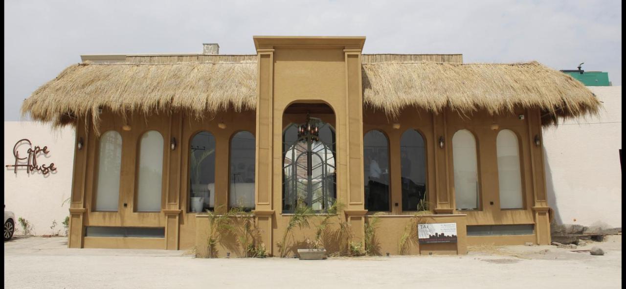 Cape House Hotel Amritsar Bagian luar foto