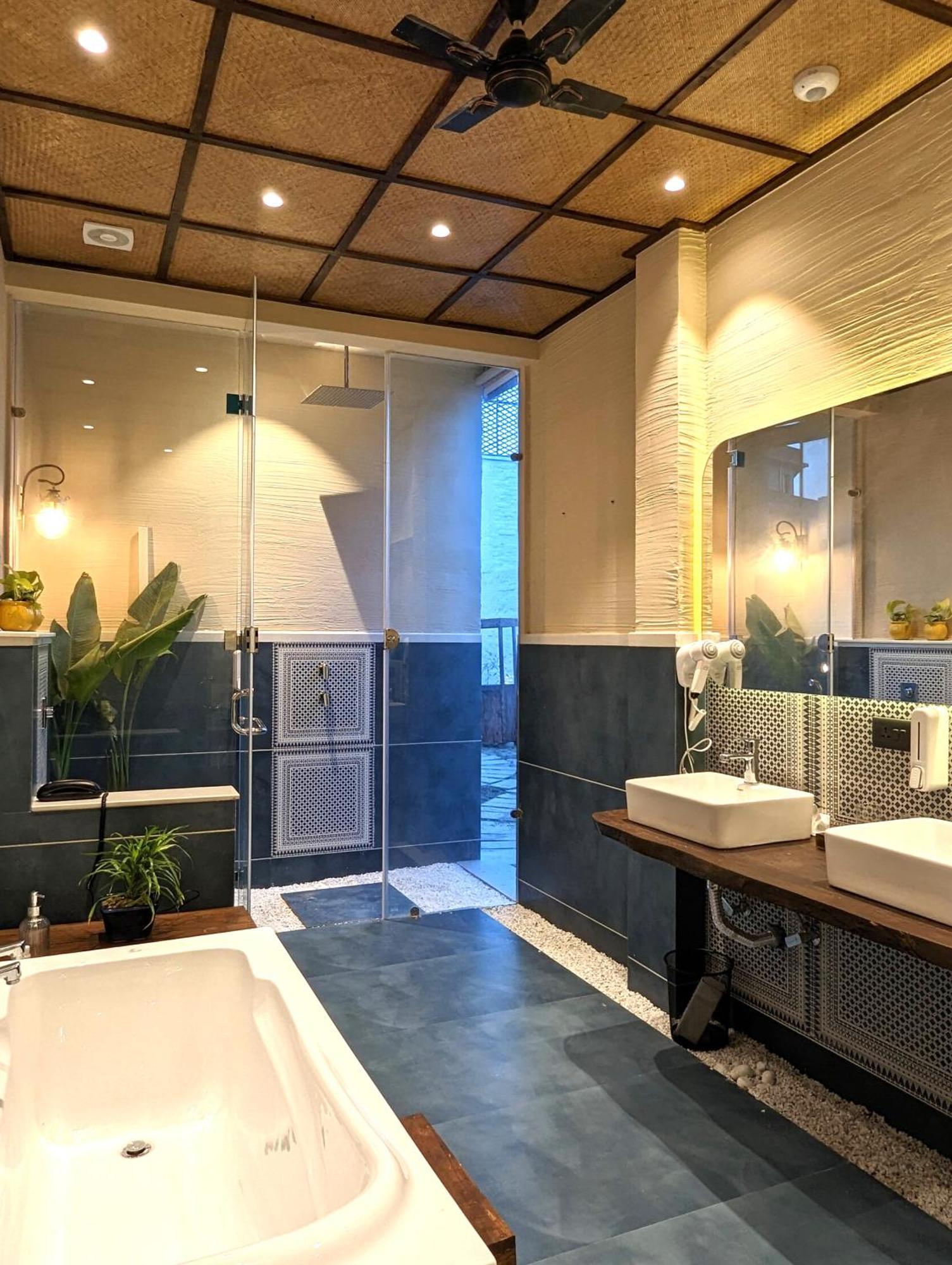 Cape House Hotel Amritsar Bagian luar foto